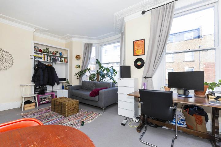 			1 Bedroom, 1 bath, 1 reception Apartment			 Dunster gardens, Kilburn